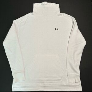 Under Armour women’s sweatshirt